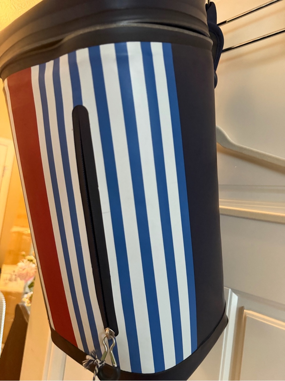 Vineyard Vines x Target backpack cooler - Picture 7 of 7
